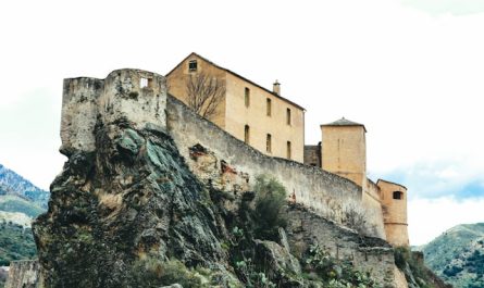 Les monastères de Corse