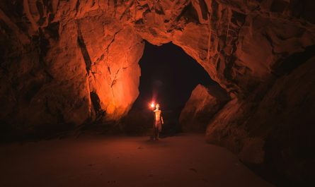 Grottes fascinantes monde