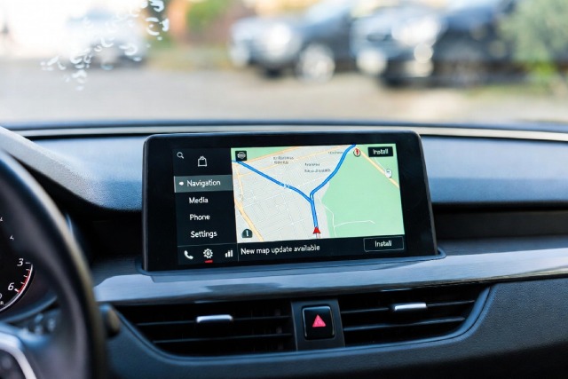 Guide pratique pour mettre à jour votre GPS intégré efficacement